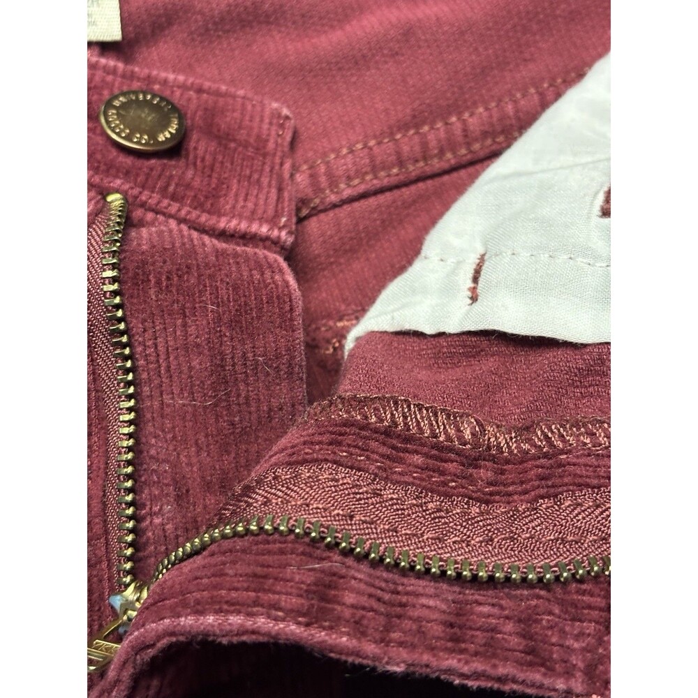 Universal Thread Women’s Burgundy Corduroy Pants Size 14 - Picture 4 of 7